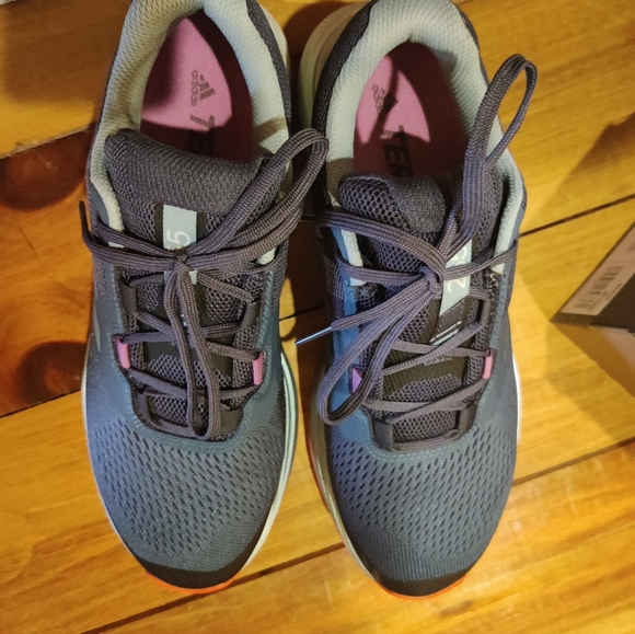 Adidas Terrex Two Flow Women's 8.5 shoes - Picture 6 of 9